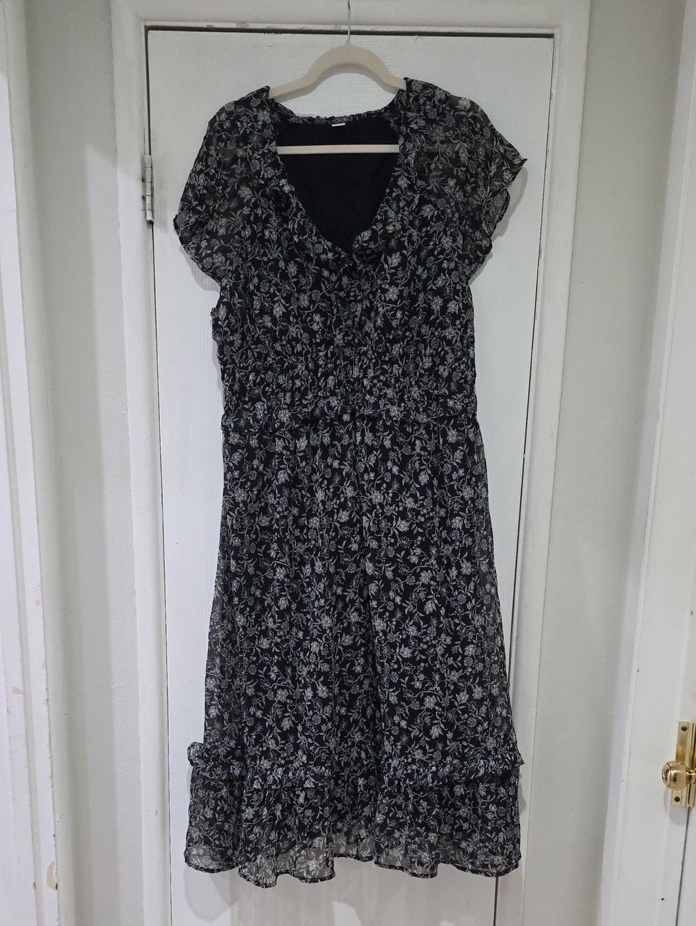 Old Navy Black Floral Midi Dress